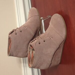 Toms suede wedge heels
